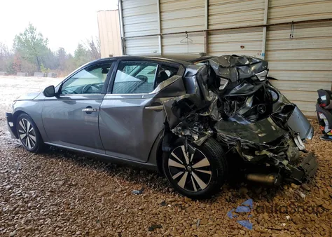 2021 Nissan Altima 2.5 Sv from USA, damaged, VIN 1N4BL4DV4MN343941